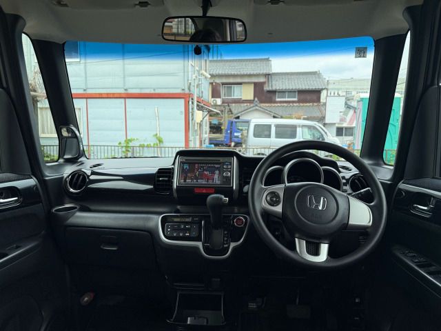 2011 Honda N-BOX CUSTOM 缩略图 3