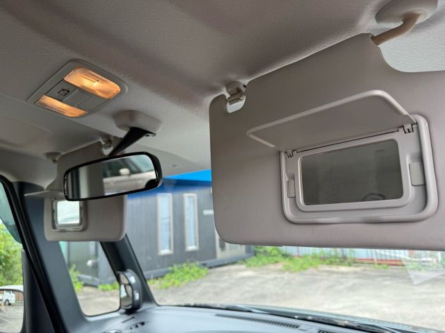 2011 Honda N-BOX CUSTOM 缩略图 21