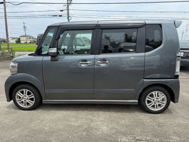 2011 Honda N-BOX CUSTOM 缩略图 32