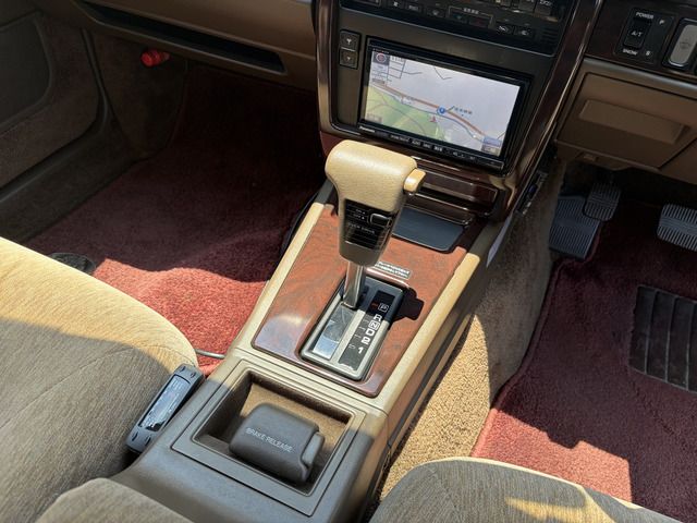صورة مصغرة 19 لـ 1989 Nissan CIMA