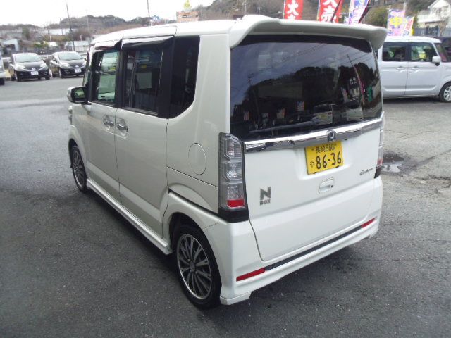 2012 Honda N-BOX CUSTOM 照片 2