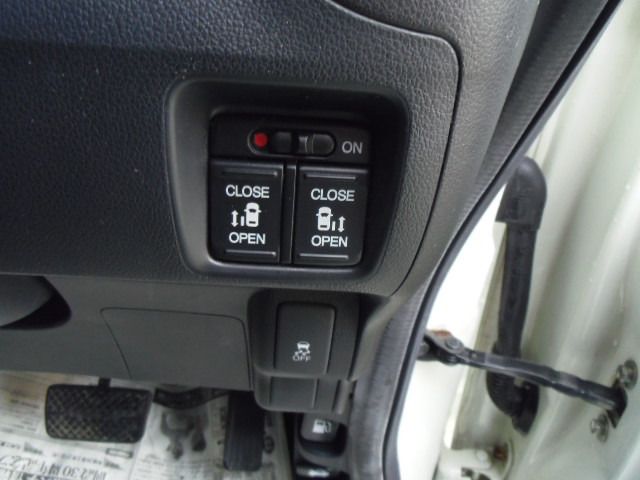 2012 Honda N-BOX CUSTOM 缩略图 23