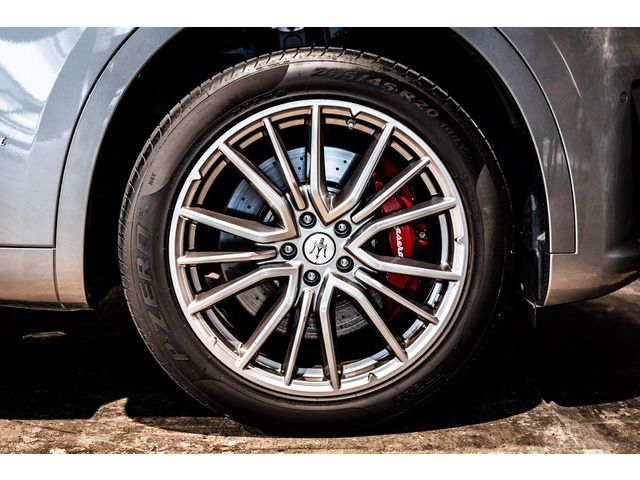 صورة مصغرة 22 لـ 2021 Maserati LEVANTE