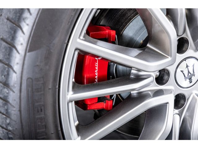 صورة مصغرة 48 لـ 2021 Maserati LEVANTE