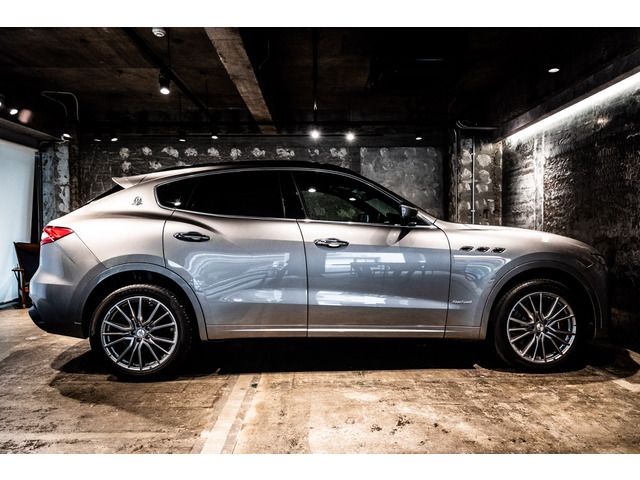 صورة مصغرة 20 لـ 2021 Maserati LEVANTE