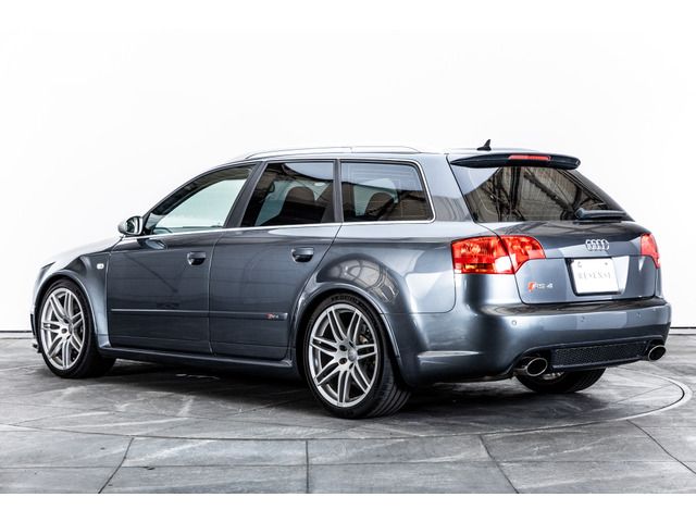 صورة مصغرة 28 لـ 2007 AUDI RS4 AVANT