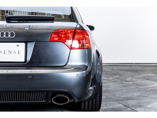 صورة مصغرة 31 لـ 2007 AUDI RS4 AVANT