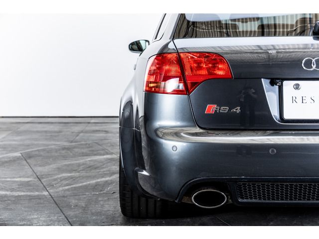 صورة مصغرة 32 لـ 2007 AUDI RS4 AVANT