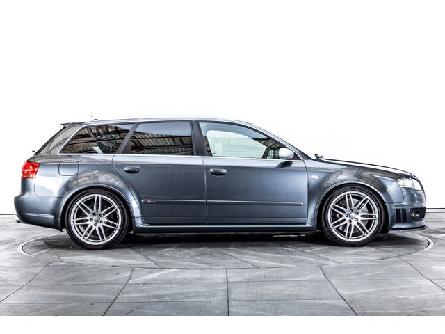 صورة مصغرة 8 لـ 2007 AUDI RS4 AVANT
