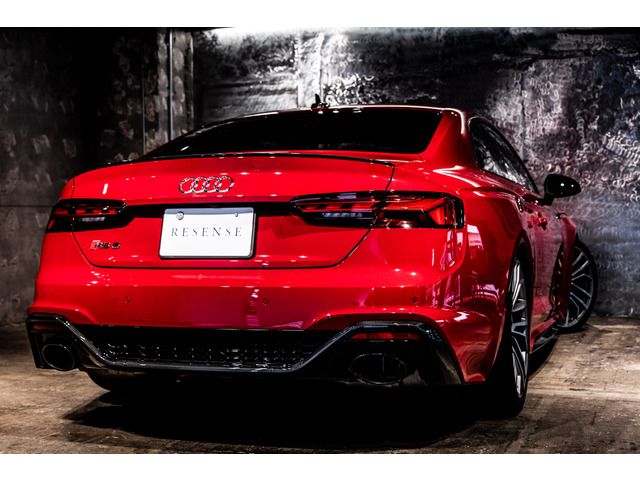 2022 AUDI RS5 — миниатюра 17
