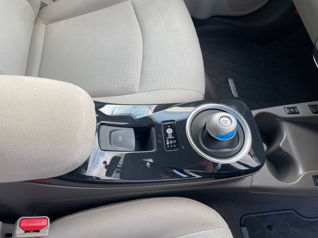 صورة مصغرة 24 لـ 2012 Nissan LEAF