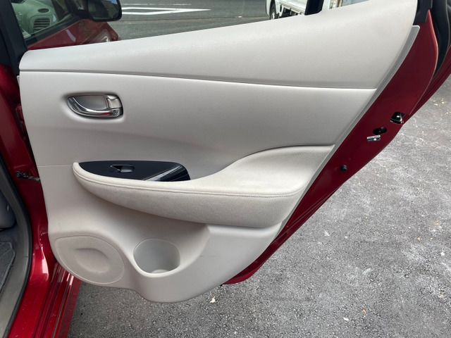 صورة مصغرة 43 لـ 2012 Nissan LEAF