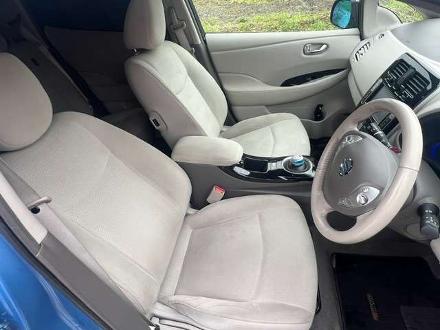 صورة 4 لـ 2012 Nissan LEAF