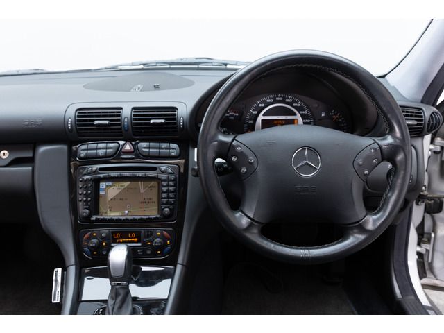 صورة مصغرة 41 لـ 2002 Mercedes-BENZ C-CLASS AMG