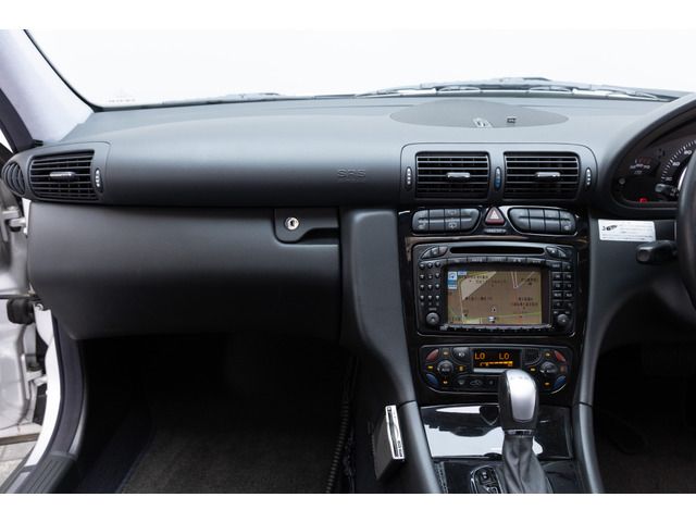 صورة مصغرة 42 لـ 2002 Mercedes-BENZ C-CLASS AMG