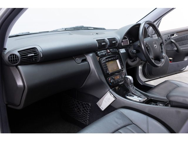 صورة مصغرة 46 لـ 2002 Mercedes-BENZ C-CLASS AMG