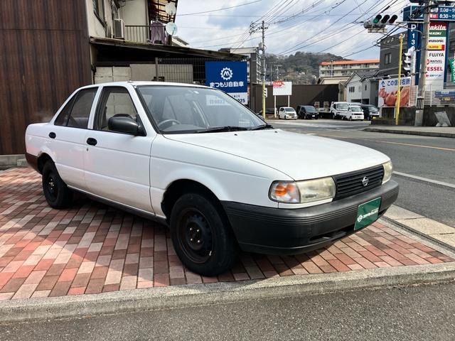 1993 Nissan SUNNY 照片 3