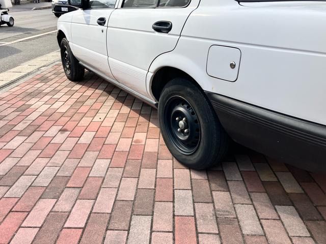 صورة مصغرة 21 لـ 1993 Nissan SUNNY