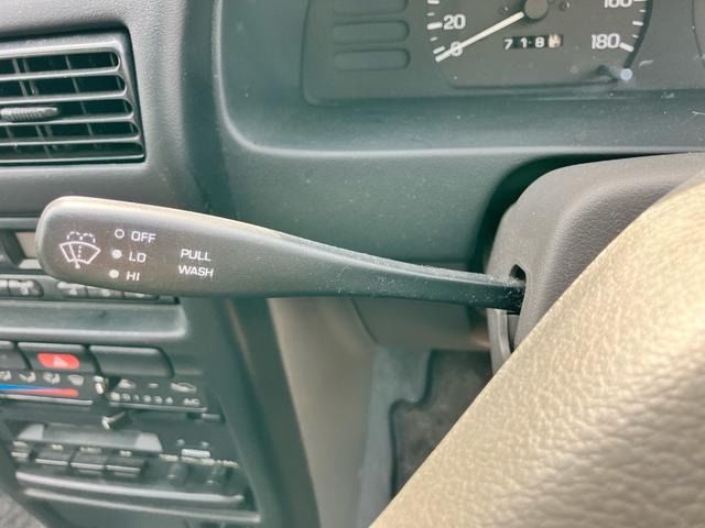 صورة مصغرة 35 لـ 1993 Nissan SUNNY