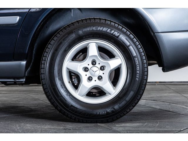 صورة مصغرة 19 لـ 2001 Mercedes-BENZ M-CLASS
