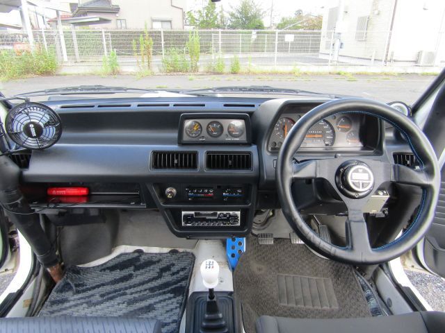 1991 Nissan MARCH 照片 9