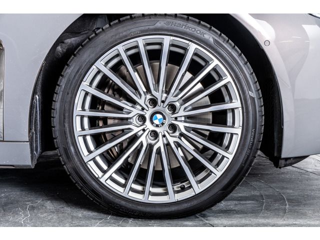 صورة مصغرة 22 لـ 2019 BMW 7 SERIES