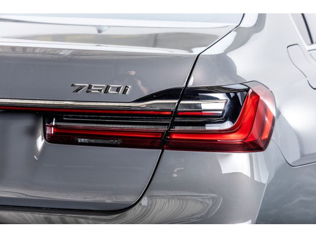 صورة مصغرة 31 لـ 2019 BMW 7 SERIES