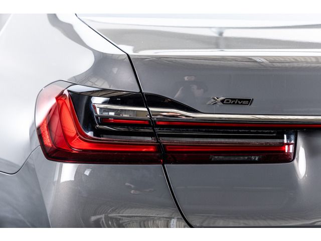 صورة مصغرة 32 لـ 2019 BMW 7 SERIES