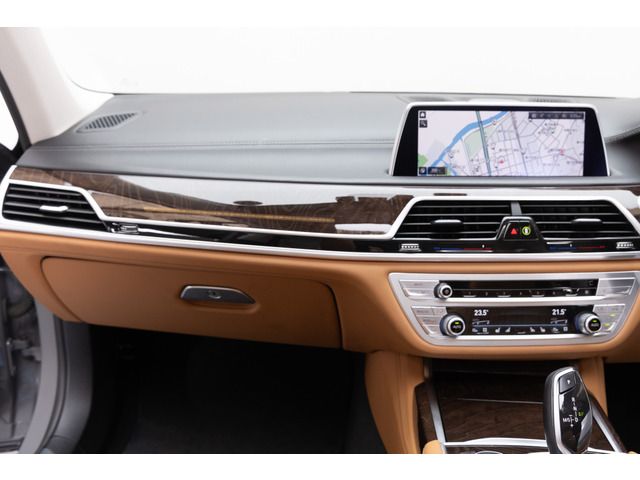 صورة مصغرة 38 لـ 2019 BMW 7 SERIES