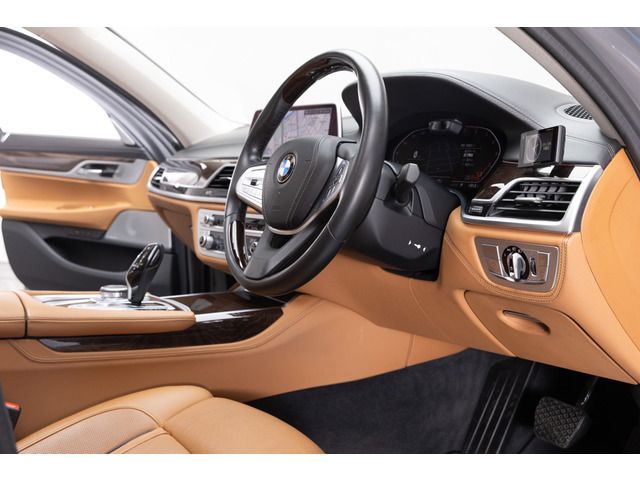 صورة مصغرة 39 لـ 2019 BMW 7 SERIES