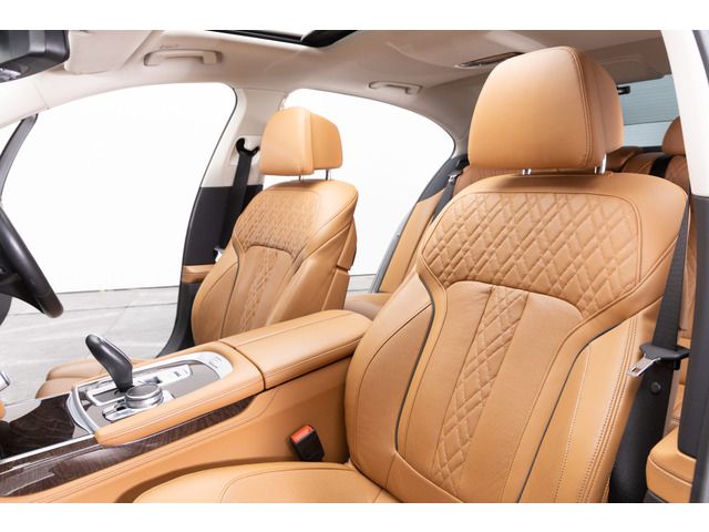 صورة مصغرة 43 لـ 2019 BMW 7 SERIES