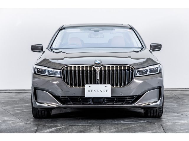صورة 9 لـ 2019 BMW 7 SERIES