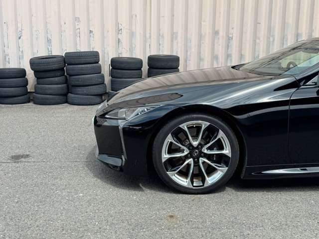 2018 Lexus LC — миниатюра 13