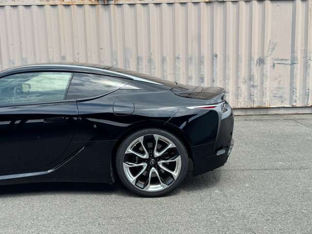 2018 Lexus LC — миниатюра 15