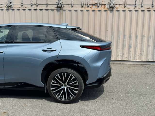 صورة مصغرة 13 لـ 2023 Lexus RZ