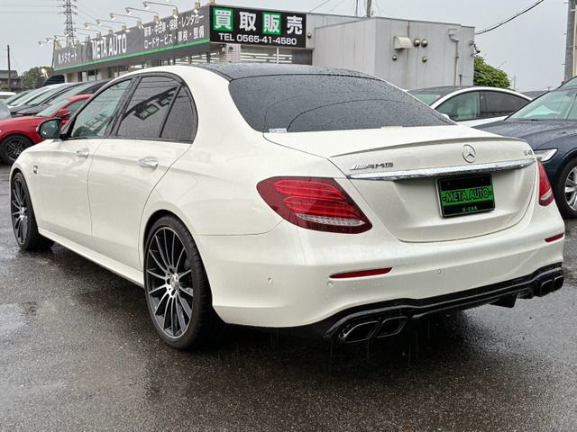 صورة مصغرة 21 لـ 2017 Mercedes-BENZ E-CLASS AMG