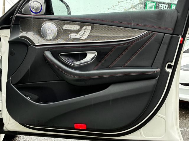 صورة مصغرة 35 لـ 2017 Mercedes-BENZ E-CLASS AMG
