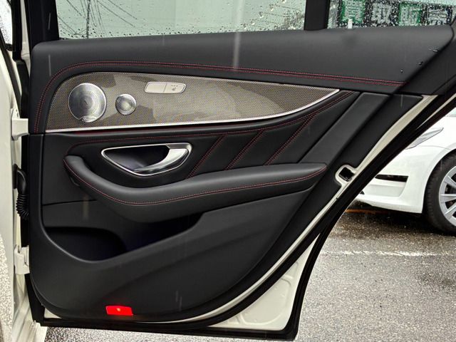 صورة مصغرة 37 لـ 2017 Mercedes-BENZ E-CLASS AMG
