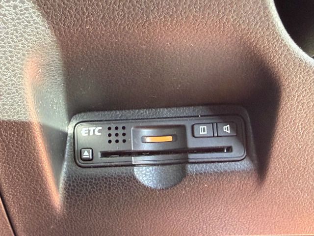 2011 Honda FIT SHUTTLE HYBRID — миниатюра 21