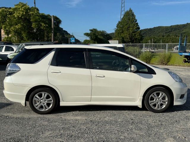 2011 Honda FIT SHUTTLE HYBRID — миниатюра 45