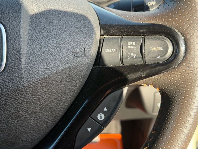 2011 Honda FIT SHUTTLE HYBRID — миниатюра 12