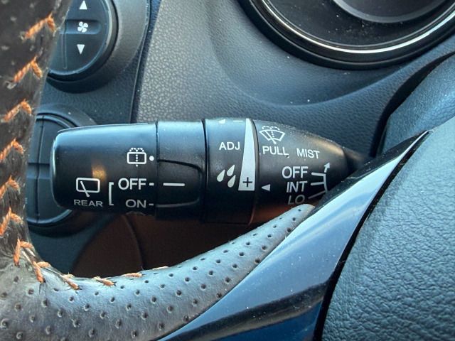 2011 Honda FIT SHUTTLE HYBRID — миниатюра 15