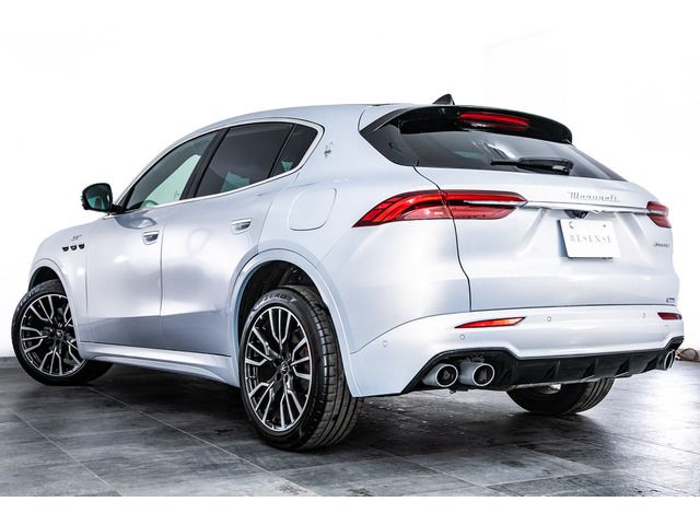 صورة 8 لـ 2023 Maserati GRECALE
