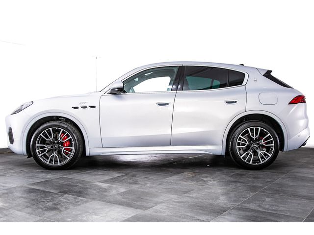 صورة 7 لـ 2023 Maserati GRECALE
