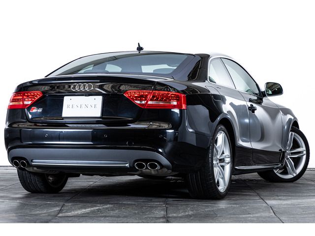 2009 AUDI S5 — миниатюра 3