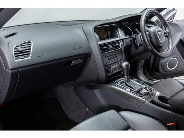 2009 AUDI S5 — миниатюра 48