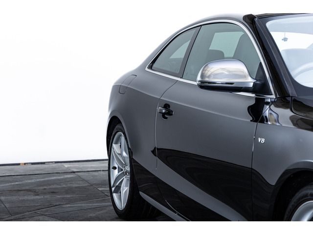 2009 AUDI S5 — миниатюра 16