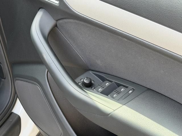 صورة مصغرة 23 لـ 2012 AUDI Q3