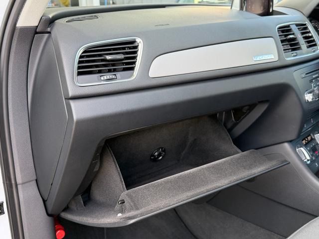 صورة مصغرة 40 لـ 2012 AUDI Q3