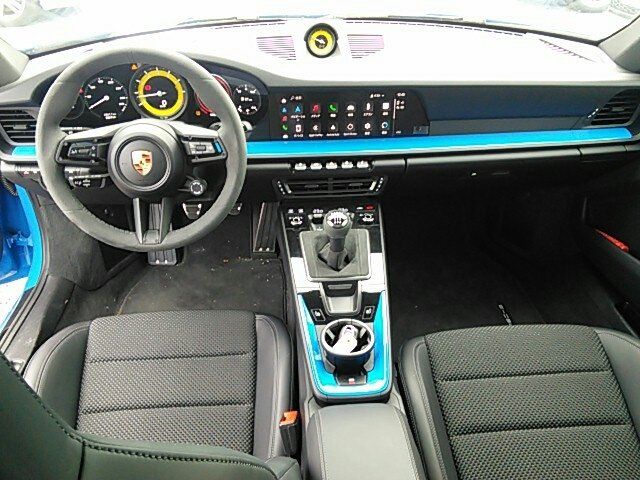صورة مصغرة 3 لـ 2024 Porsche 911
